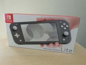 任天堂スイッチ・Lite本体(グレー）・新品未使用品