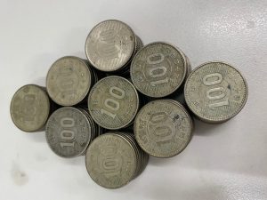 100円銀貨