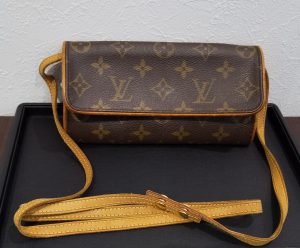 LOUIS VUITTON　ルイ ヴィトン　バッグ