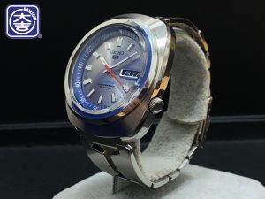 SEIKO 5 SPORTS