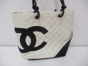 CHANELの買取は ☆大吉伊勢ララパーク店 ☆ にお任せください☆彡