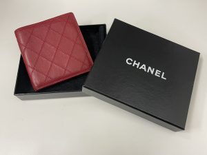 今回はCHANELの二つ折り財布をお買取りさせて頂きました！大吉橋本高野口店です！