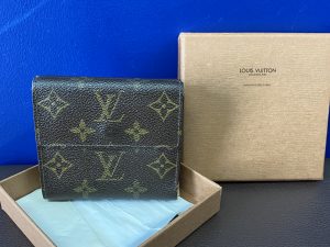 Louis Vuitton ルイヴィトン モノグラム 二つ折り財布 ポルトモネビエ・カルトクレディ