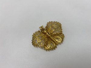 金のアクセサリーをお買取りしました