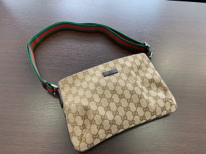 GUCCI　ショルダーポーチ