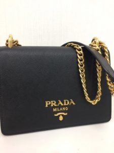 PRADAのチェーンショルダーバックをお譲りいただけました★買取専門店大吉川越店です。