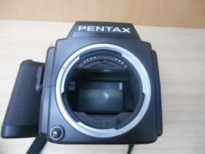 フイルムカメラなんて売れるの？と良く聞かれます。フイルムカメラも買取専門店JR八尾店JR八尾駅へお持ち下さい。