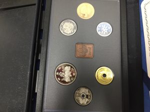 プルーフ貨幣セットを買います！！買取専門店 大吉 イオン古川店にお任せ下さい！