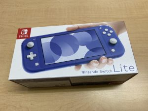 ニンテンドースイッチライト 未使用品