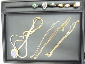 金やプラチナの貴金属お買取りいたしました。買取専門店大吉ゆめタウン中津店（大分県）です。