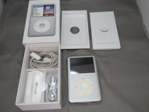 本日はｉｐｏｄ　Ｃｌａｓｓｉｃ　160GBをお買取りさせて頂きました。