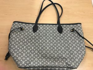 東灘　芦屋　ヴィトン　VUITTON　財布　買取　甲南山手　大吉