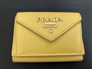 筑紫野市の皆様、PRADAの財布は大吉アクロスモール春日店へ無料査定（＾∀＾●）ﾉｼ