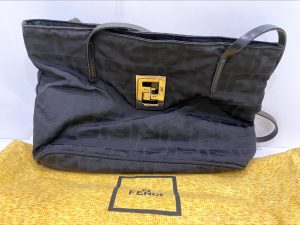 FENDI フェンディ バッグ ブランド