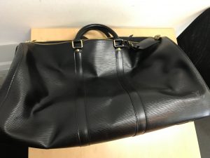 東灘　芦屋　ヴィトン　VUITTON　財布　買取　甲南山手　大吉