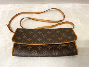 Louis Vuitton ルイヴィトン ポーチ ブランド