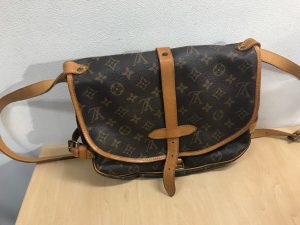 東灘　芦屋　ヴィトン　VUITTON　財布　買取　甲南山手　大吉