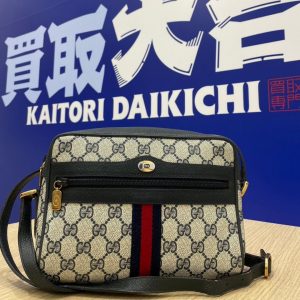 グッチのショルダーバッグ