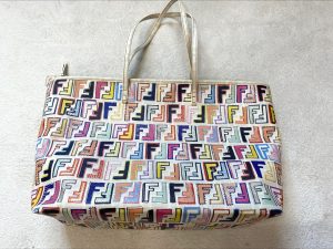 Fendi フェンディ バッグ ブランド