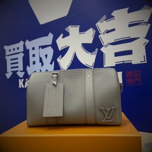 LOUIS VUITTON（ルイ・ヴィトン）のシティ・キーポルバッグ