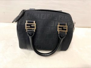 FENDI フェンディ バッグ ブランド